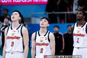 媒体人：广东连续两年无缘四强 但今年相比于去年明显低于预期配图